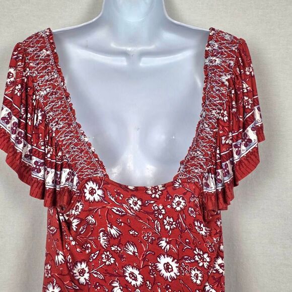 Maurices Red Floral Smocked Sleeve Top XL - Picture 8 of 9